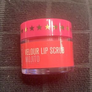Jeffree Star Lip Scrub